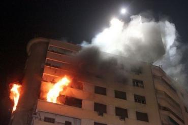 وفاة شاب بحريق منزله في مدينة الناصرة